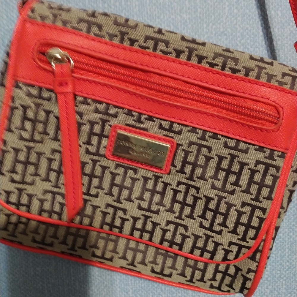 Tommy Hilfiger Flap Crossbody NWT